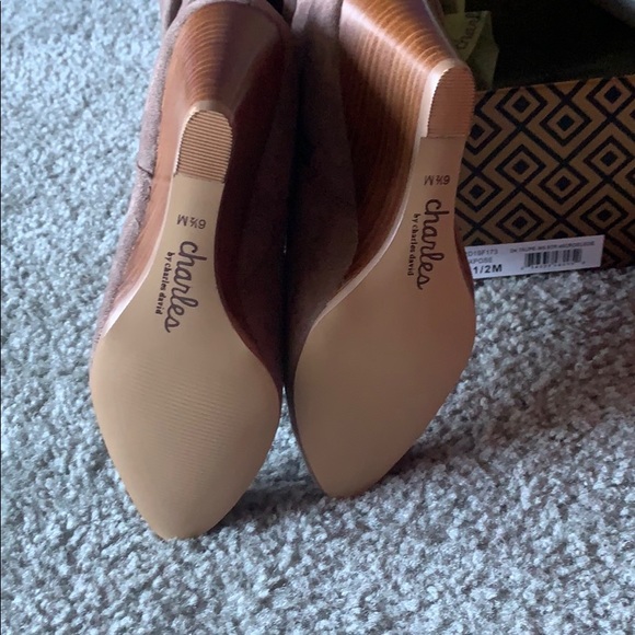 🍁Charles by Charles David Slouchy Wedge Boot - Picture 8 of 8